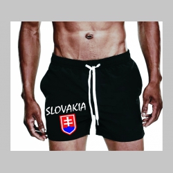Slovakia - Slovensko plavky s motívom - plavkové pánske kraťasy s pohodlnou gumou v páse a šnúrkou na dotiahnutie vhodné aj ako klasické kraťasy na voľný čas